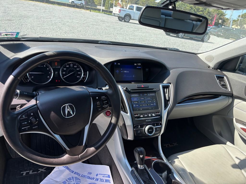 Used 2016 Acura TLX image 10