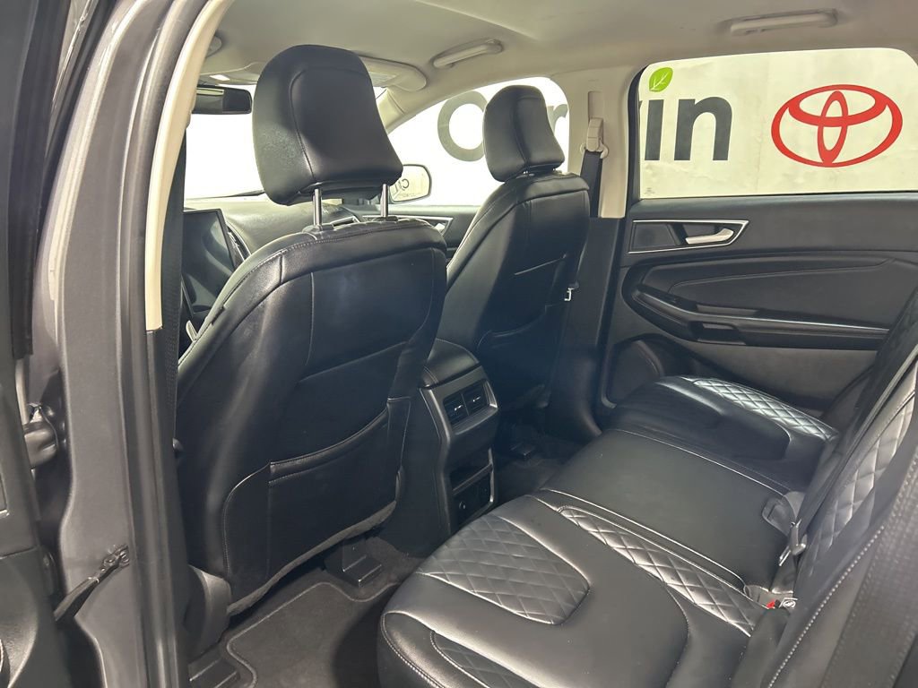 Used 2024 Ford Edge Titanium image 17