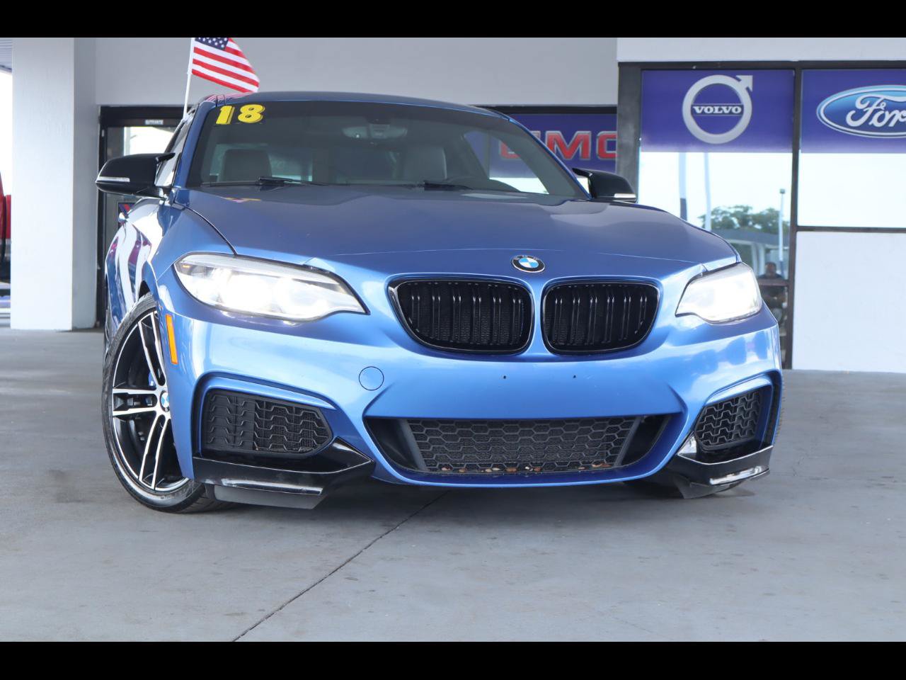 Used 2018 BMW M240i Coupe RWD image 1