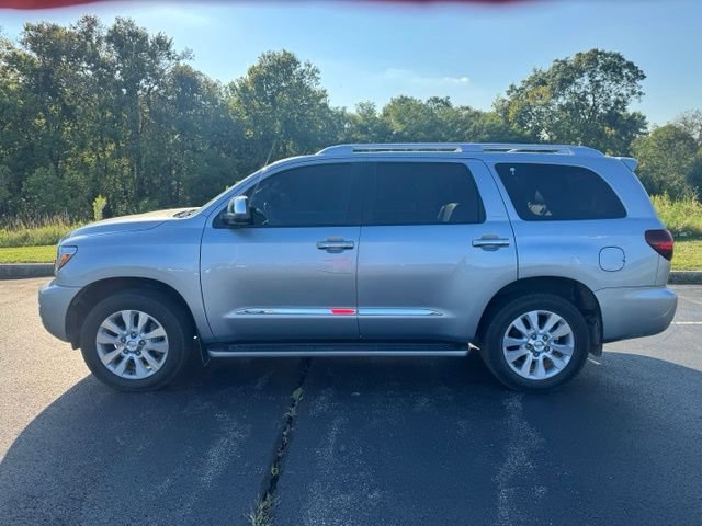 Used 2020 Toyota Sequoia Platinum AWD/4WD image 6