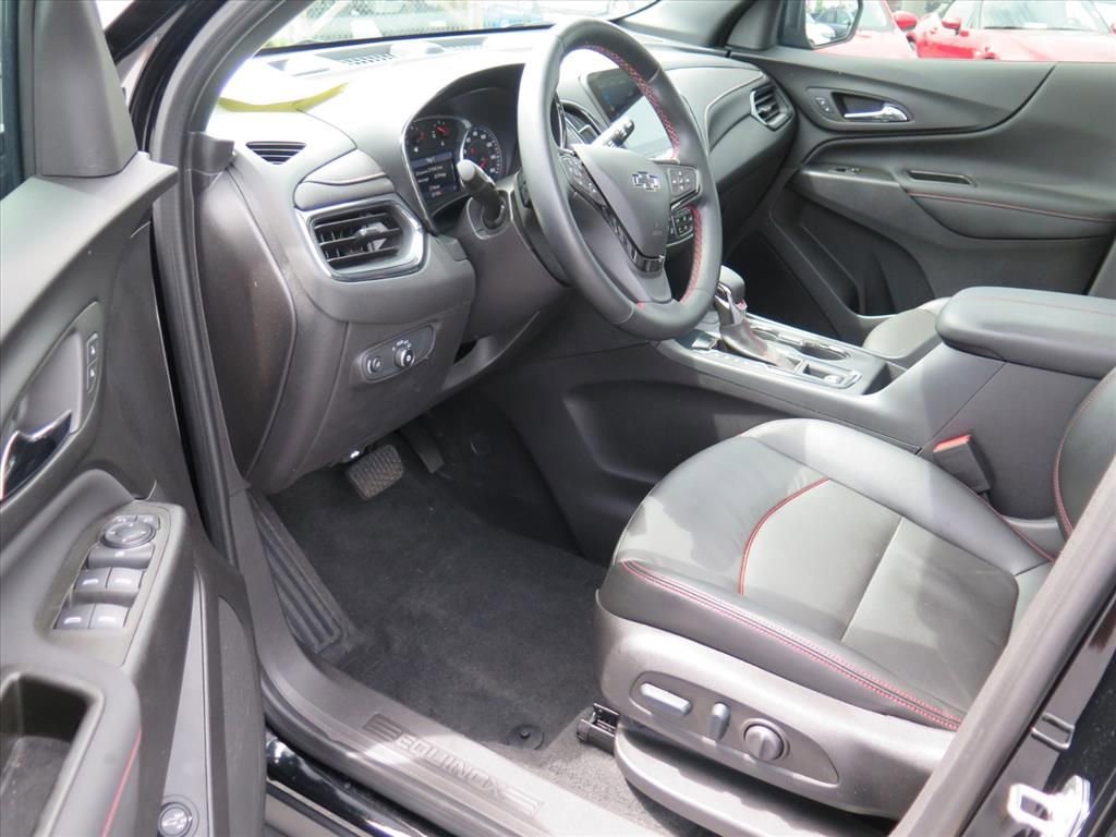 Used 2024 Chevrolet Equinox RS w/ RS Leather Package FWD image 9