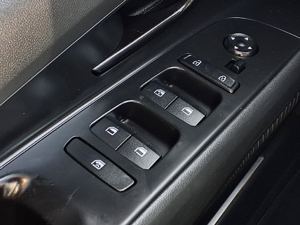 Used 2025 Hyundai Elantra N FWD image 20