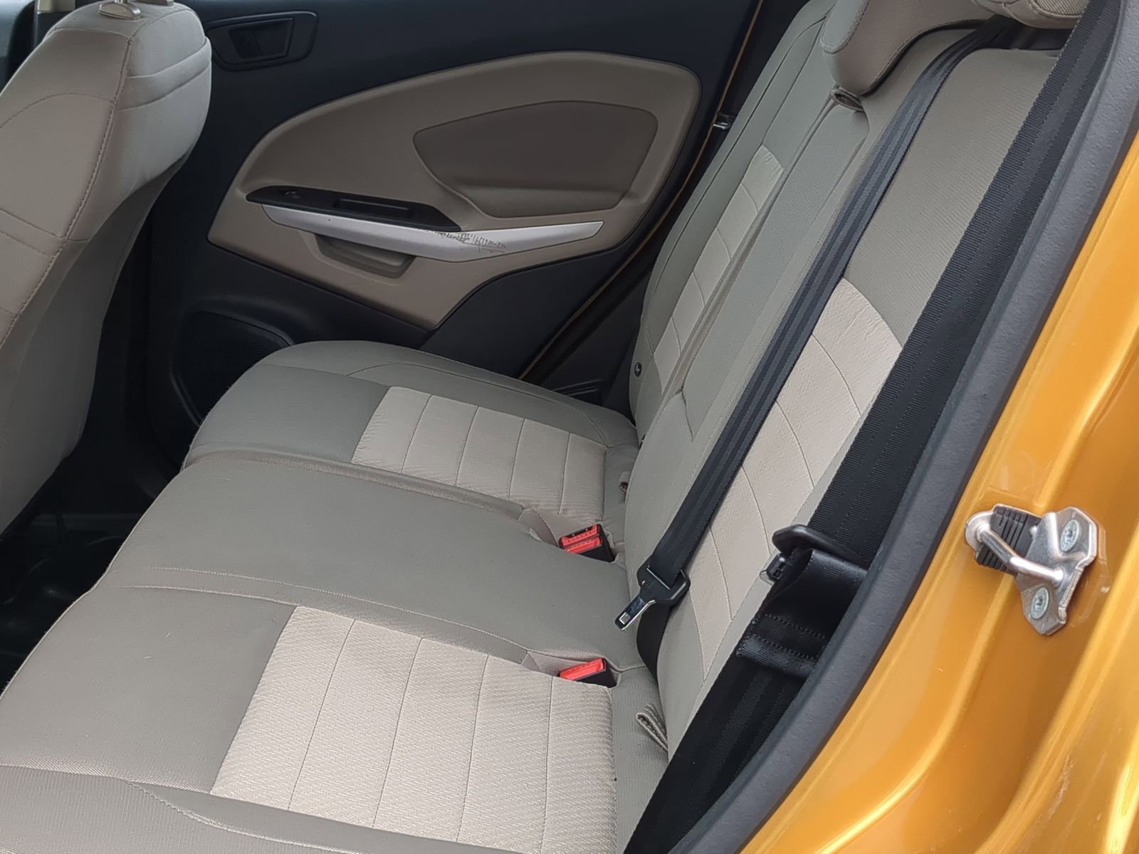 Used 2021 Ford EcoSport S image 22