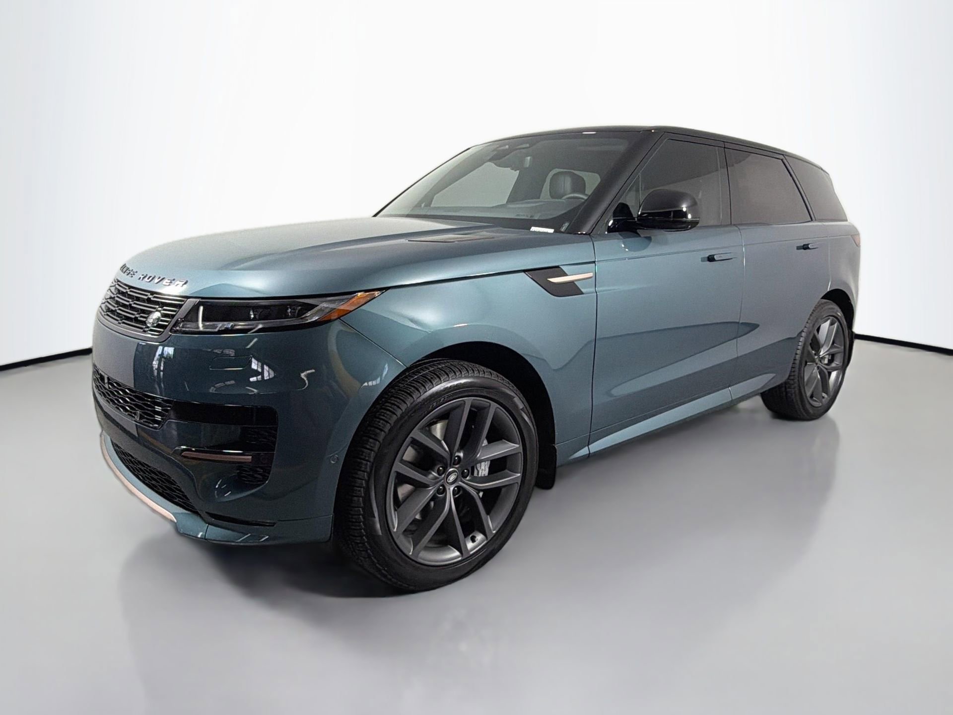 New 2025 Land Rover Range Rover Sport Dynamic SE image 1
