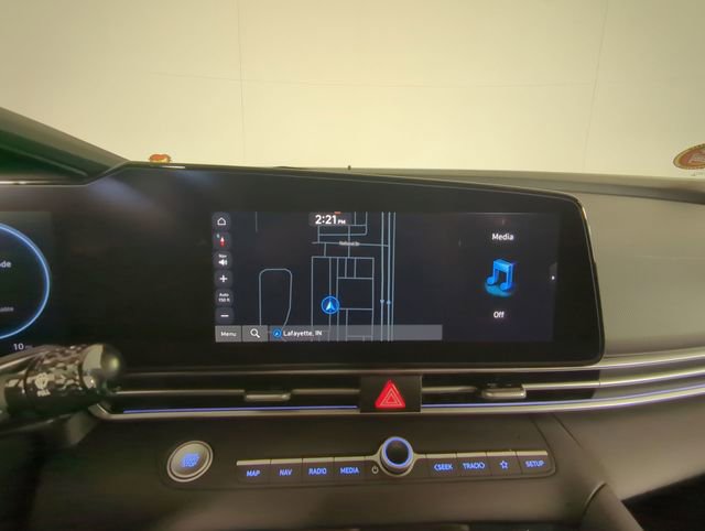 New 2026 Hyundai Elantra Limited image 21