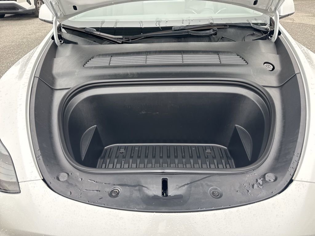 Used 2022 Tesla Model Y Performance image 37