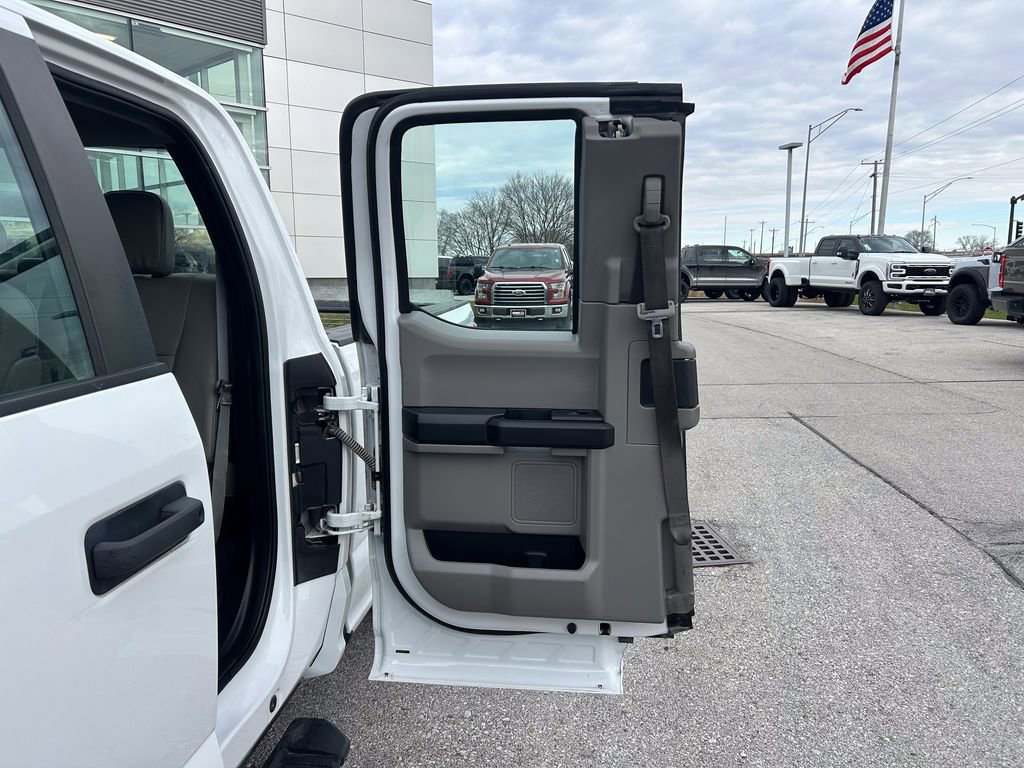 Used 2019 Ford F250 XL w/ Power Equipment Group image 15