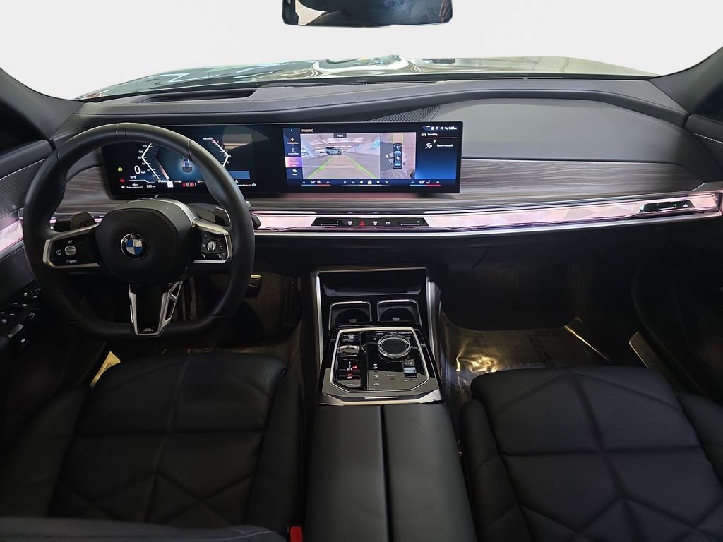 Used 2023 BMW 740i w/ Parking Assistance Package image 12