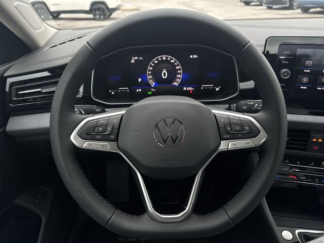 New 2026 Volkswagen Jetta SE image 18