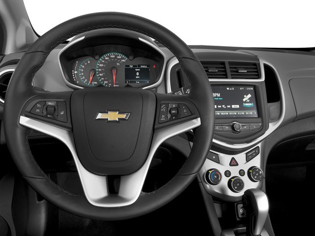 Used 2017 Chevrolet Sonic LT w/ Convenience Package FWD image 10