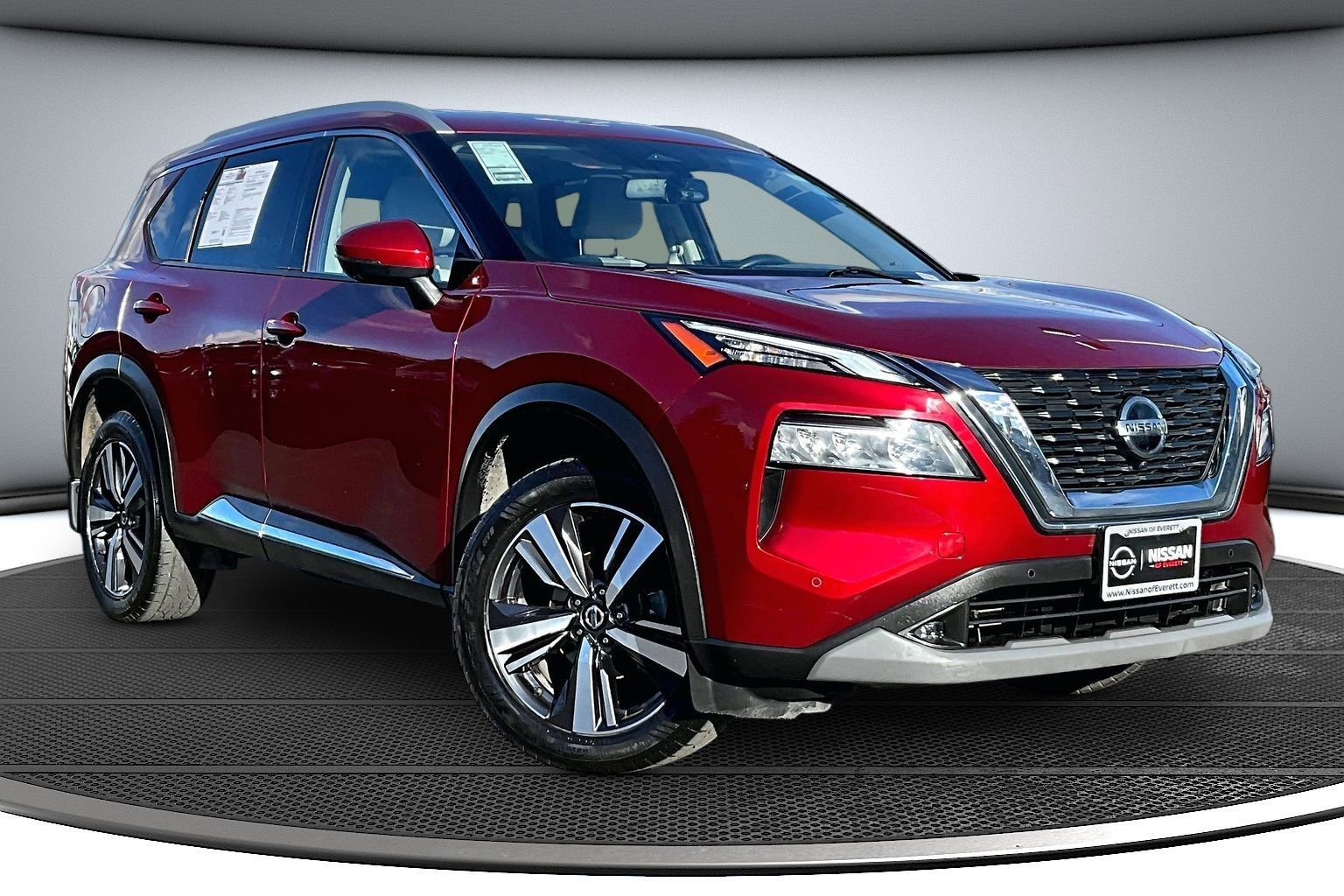 Used 2021 Nissan Rogue SL w/ Premium Package image 1