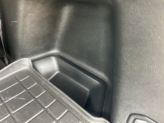 Used 2022 Jeep Grand Cherokee L Laredo RWD image 11