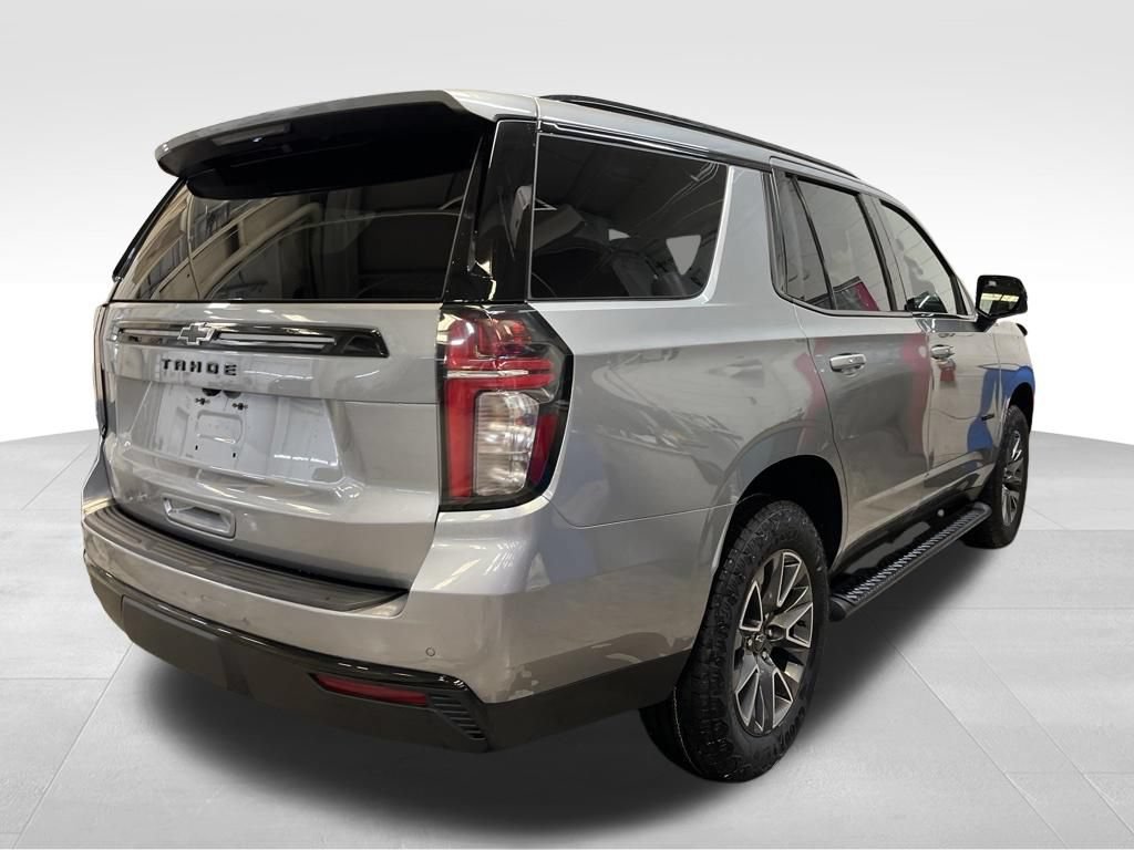 Used 2024 Chevrolet Tahoe Z71 w/ Luxury Package AWD/4WD image 5