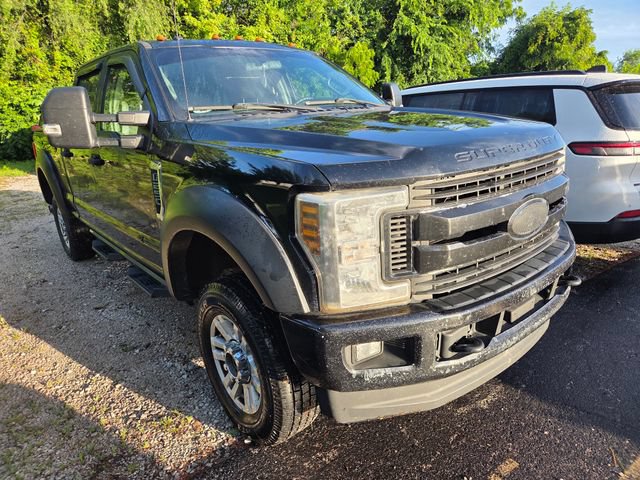Used 2018 Ford F250 XLT w/ Snow Plow Prep Package AWD/4WD image 3
