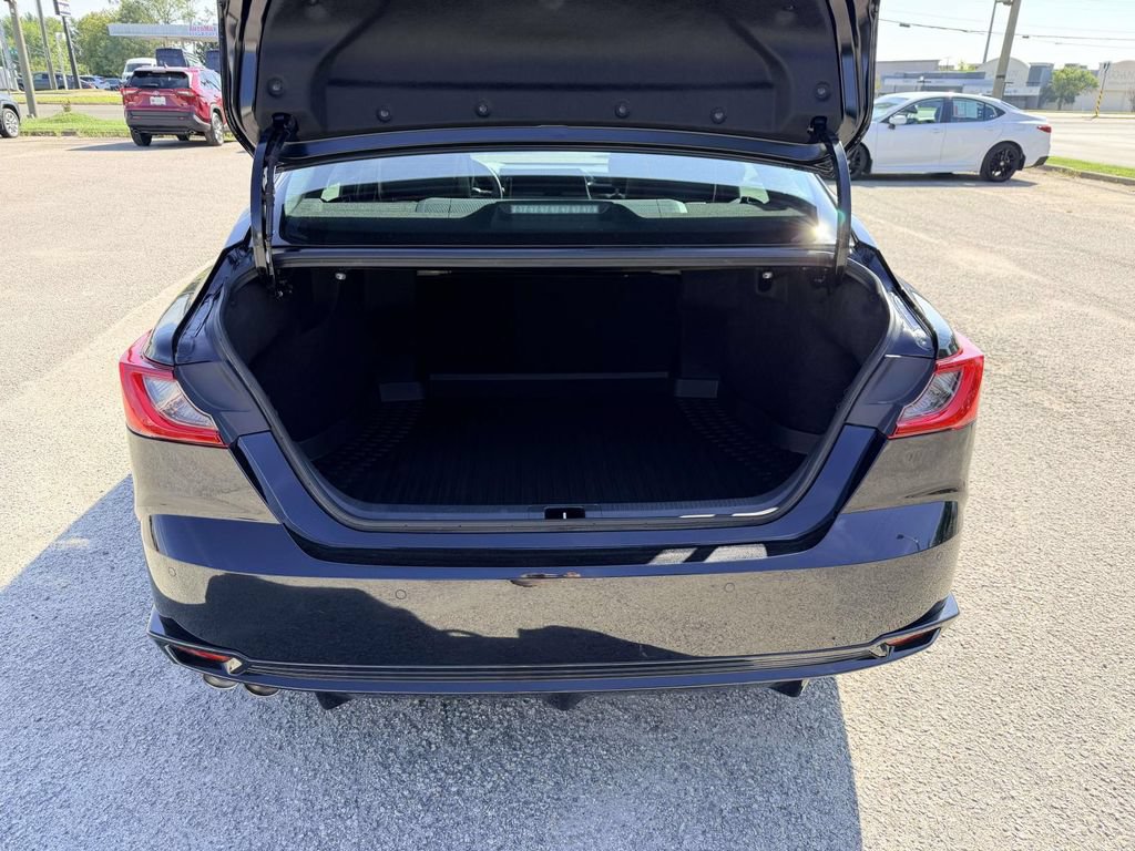 Certified 2025 Toyota Camry XSE w/ Premium Plus Package FWD image 15