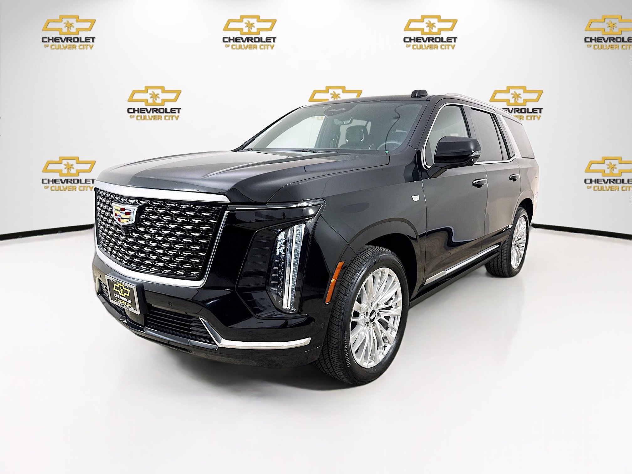 Used 2025 Cadillac Escalade Premium Luxury w/ Touring Package AWD/4WD image 3