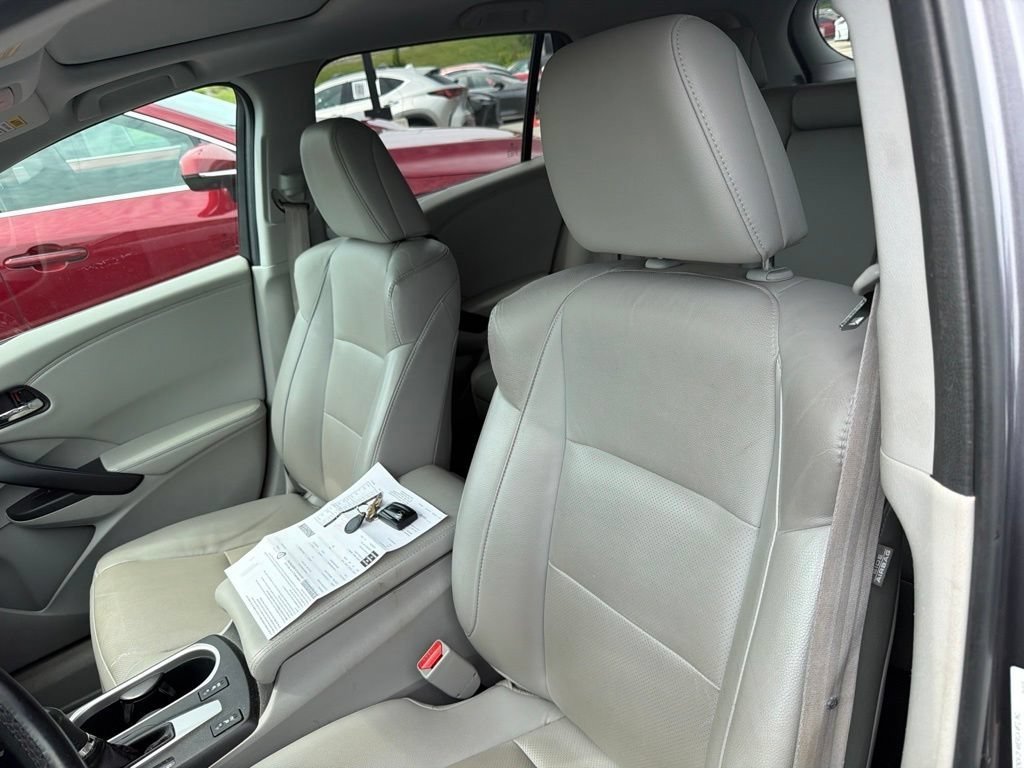 Used 2017 Acura RDX w/ Technology Package AWD/4WD image 19