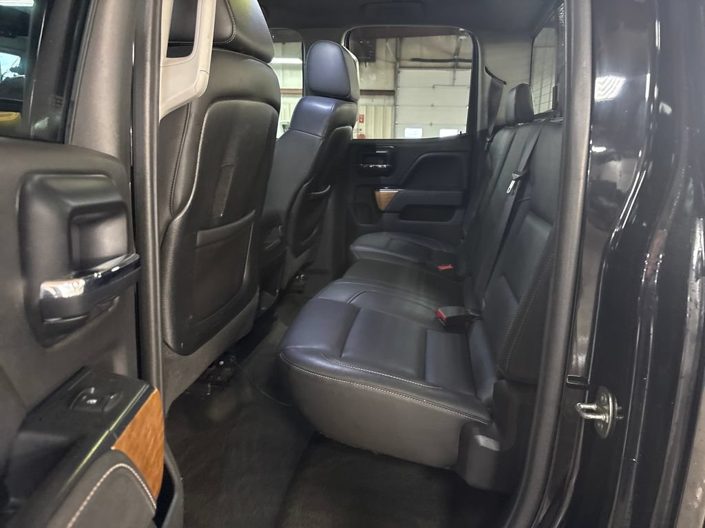 Used 2015 Chevrolet Silverado 2500 LTZ w/ LTZ Plus Package AWD/4WD image 27