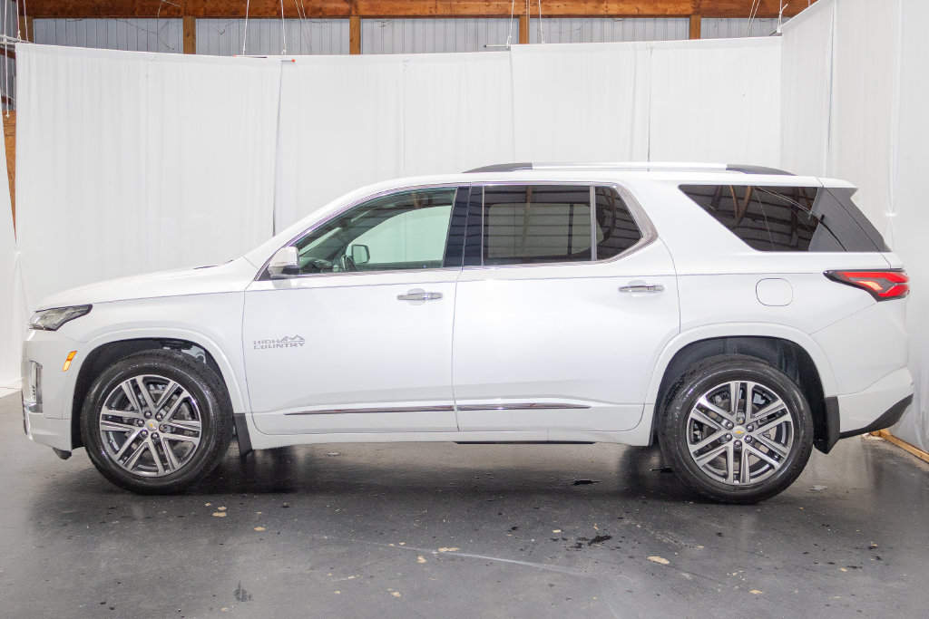 Used 2022 Chevrolet Traverse High Country AWD/4WD image 5