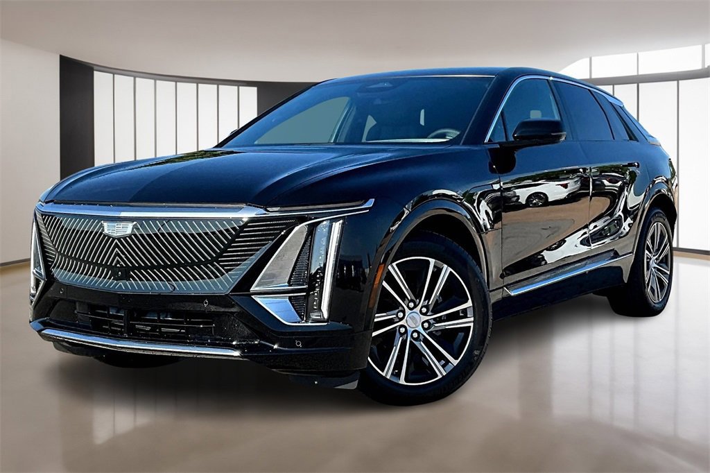 New 2025 Cadillac Lyriq Luxury
