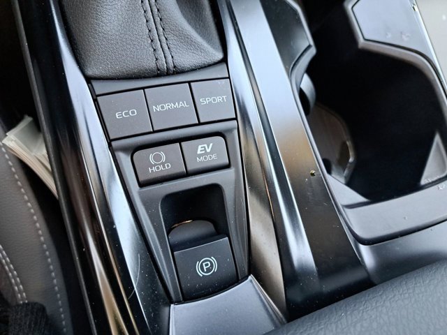 Used 2026 Toyota Camry SE image 33