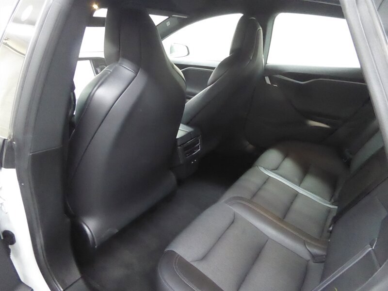 Used 2018 Tesla Model S 75D AWD/4WD image 26