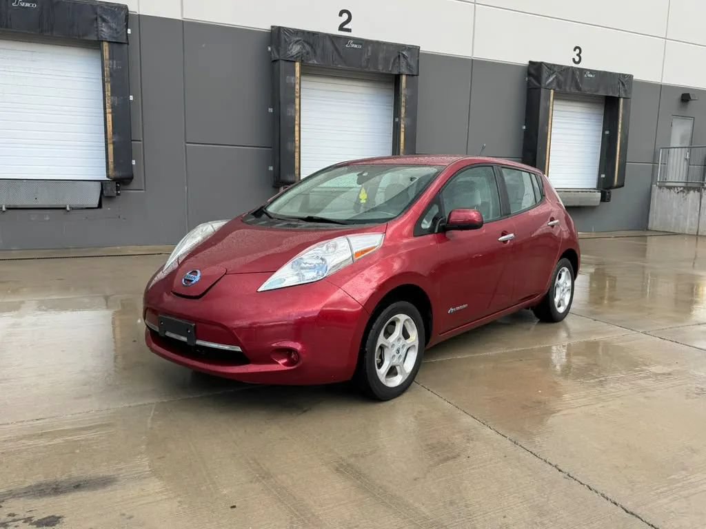 Used 2013 Nissan Leaf SV
