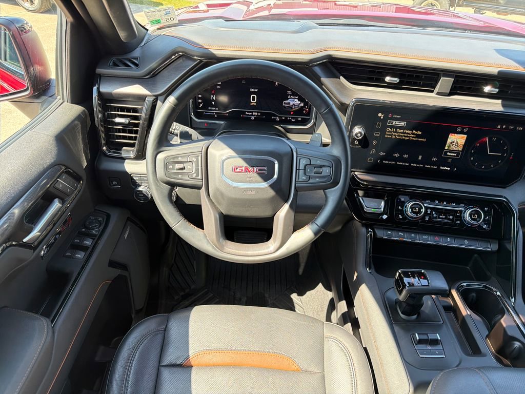 Used 2025 GMC Sierra 1500 AT4 w/ AT4 Premium Package image 17