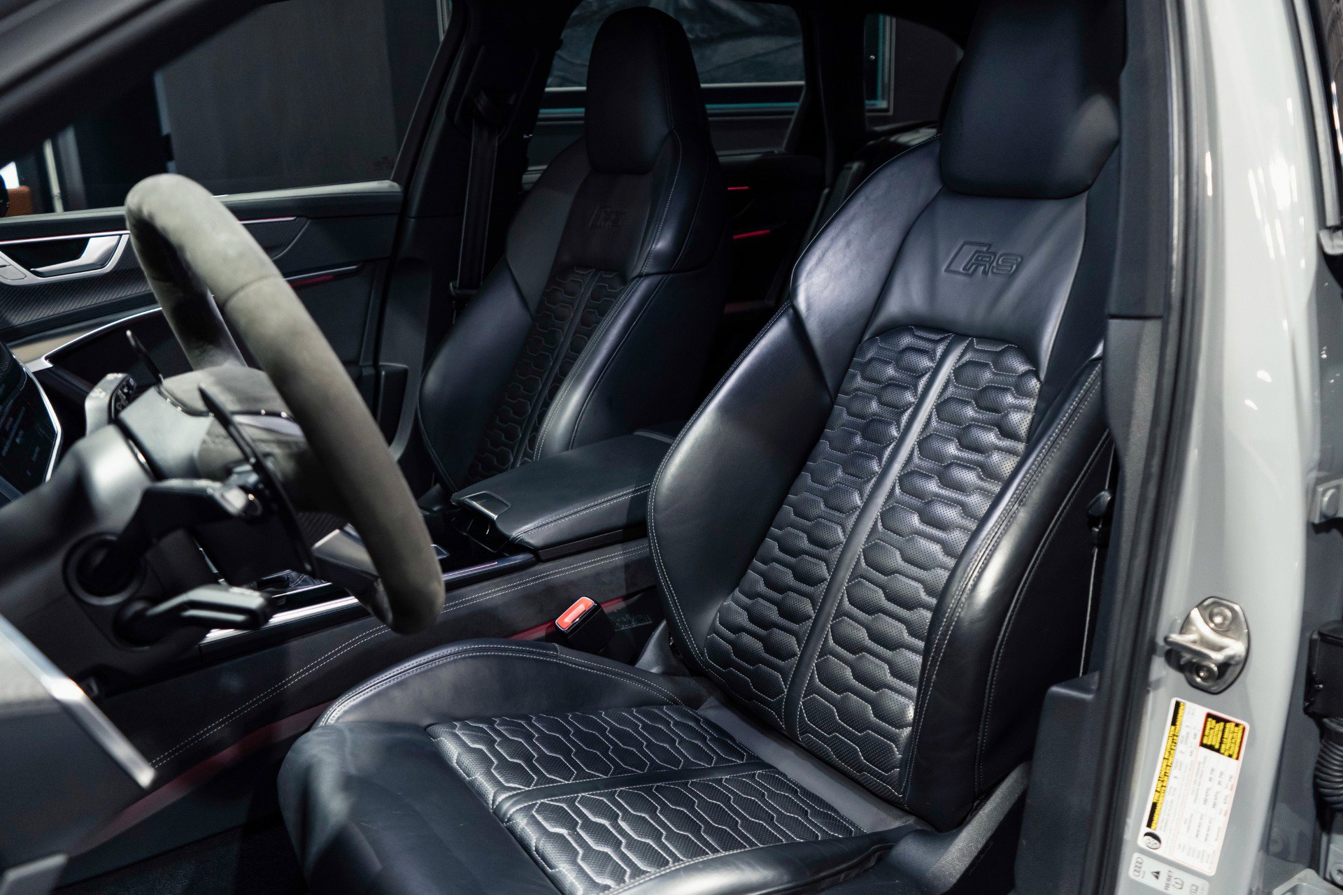 Used 2022 Audi RS 6 image 2
