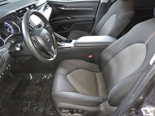 Used 2020 Toyota Camry LE image 13