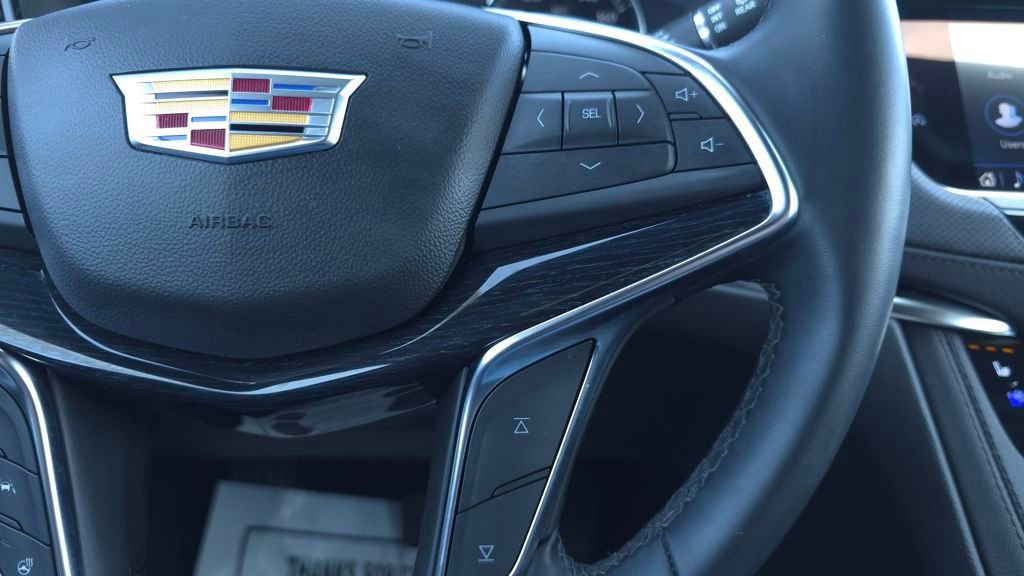 Used 2025 Cadillac XT5 Premium Luxury image 30