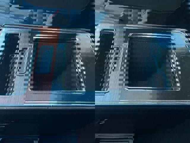 Used 2023 Lincoln Aviator Reserve w/ Equipment Group 201A image 17