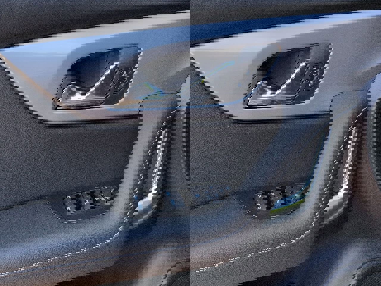 New 2026 Chevrolet Blazer LT image 8