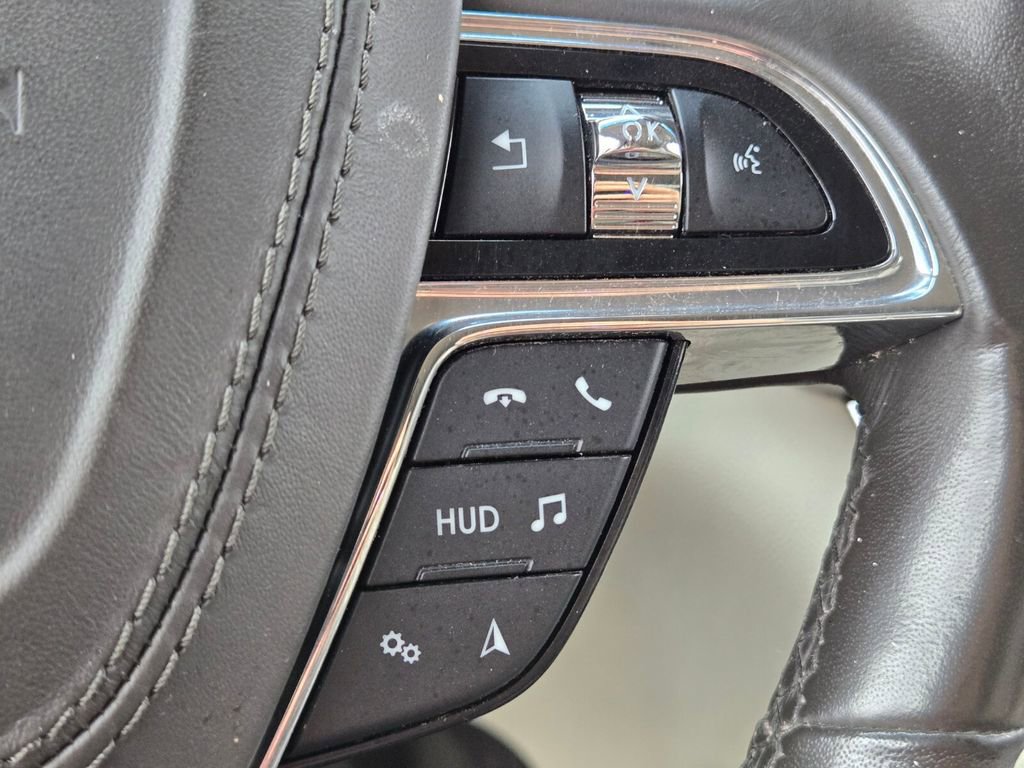 Used 2019 Lincoln Continental Reserve AWD/4WD image 35