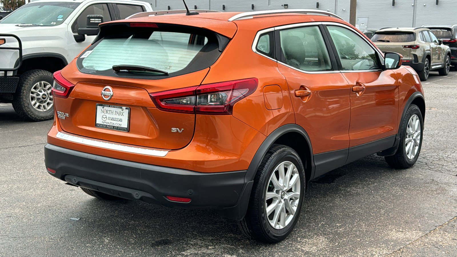 Used 2022 Nissan Rogue Sport SV image 8