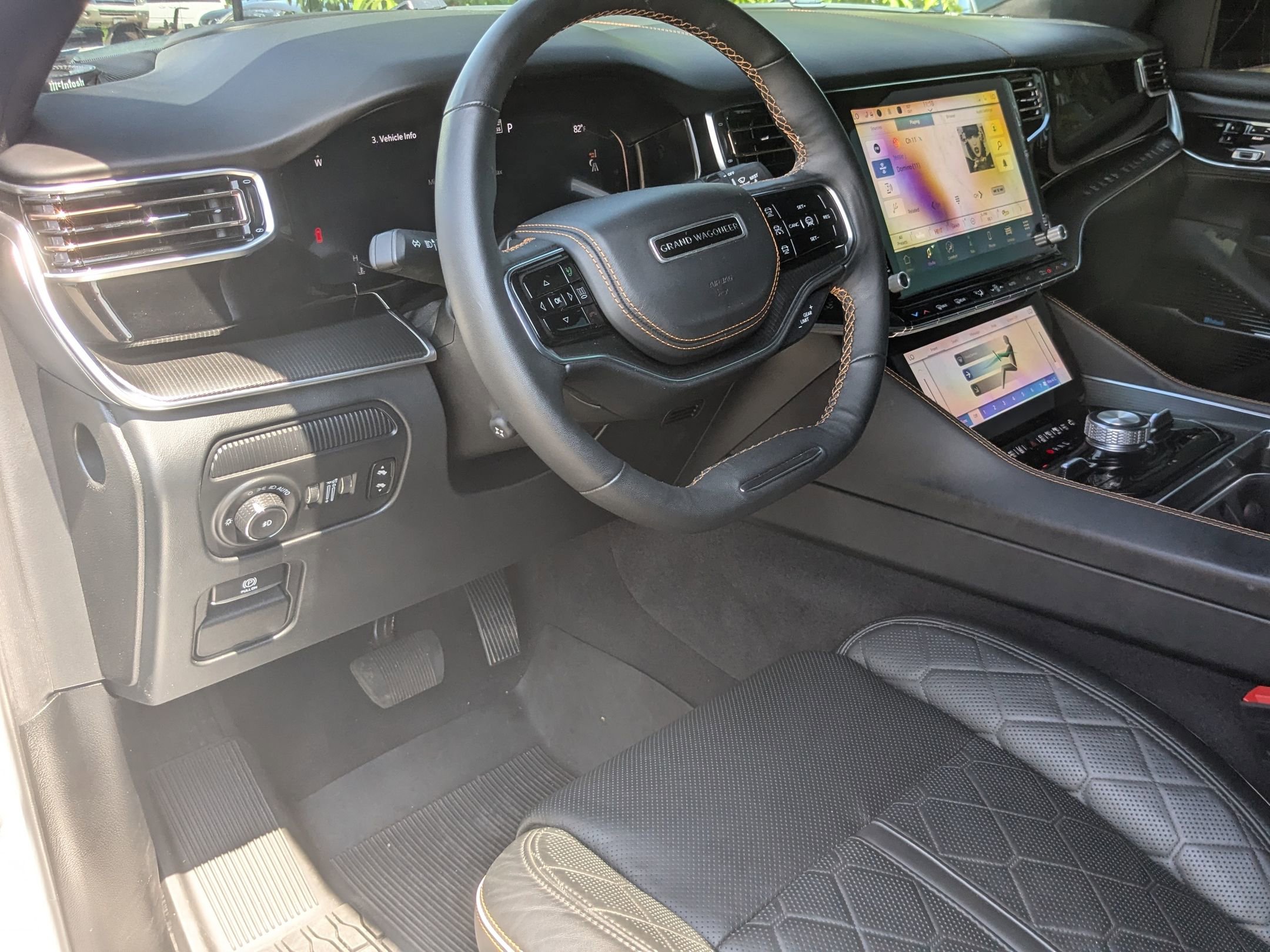 Used 2024 Jeep Grand Wagoneer L Series III w/ Quick Order Packagew 28T image 15