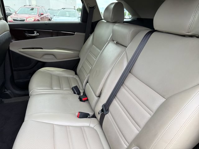 Used 2017 Kia Sorento EX w/ EX Premium Package FWD image 22