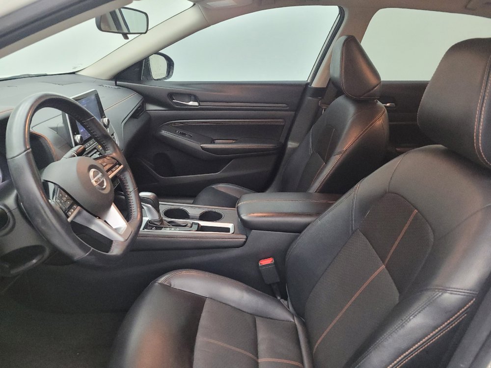 Used 2020 Nissan Altima 2.5 SR FWD image 17