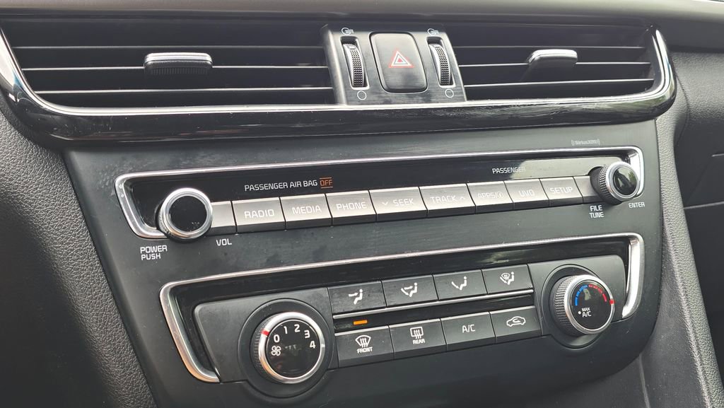 Used 2018 Kia Optima S w/ Panoramic Sunroof Package FWD image 32