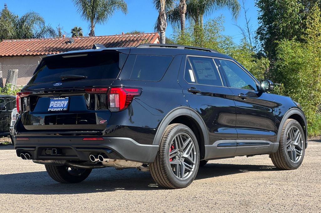 New 2026 Ford Explorer ST w/ Sun And Sound Package image 5