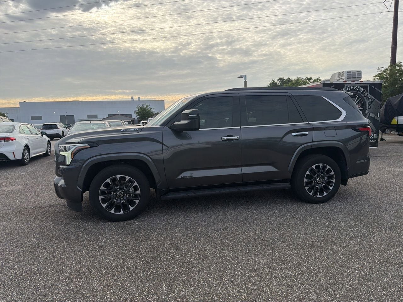 Used 2023 Toyota Sequoia Limited w/ Tow Technology Package RWD image 2