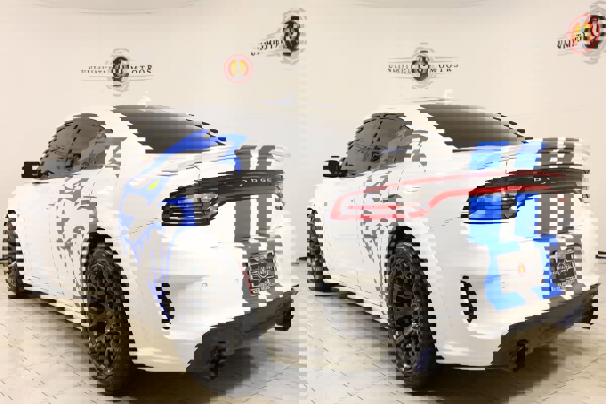 Used 2020 Dodge Charger SRT Hellcat w/ Harman/Kardon Audio Group image 4