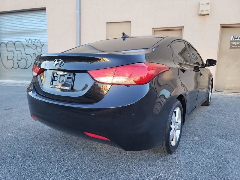 Used 2012 Hyundai Elantra GLS w/ Preferred Pkg 3 FWD image 7