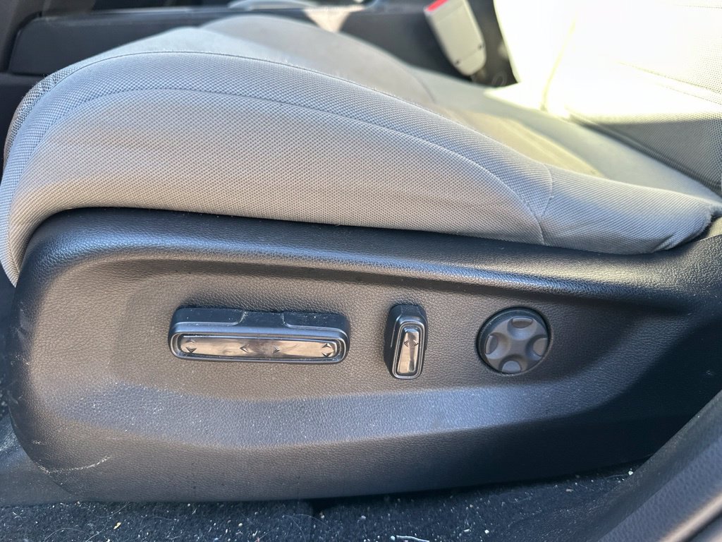 Used 2019 Honda CR-V EX image 18
