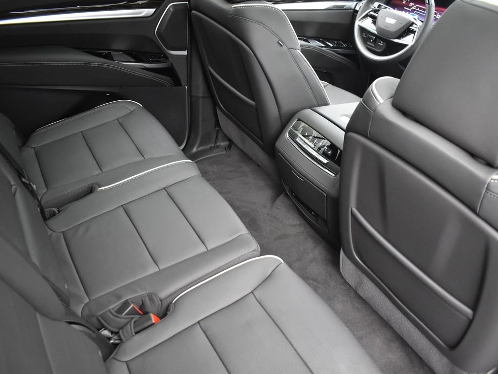 Certified 2026 Cadillac Escalade ESV Luxury w/ Touring Package image 34