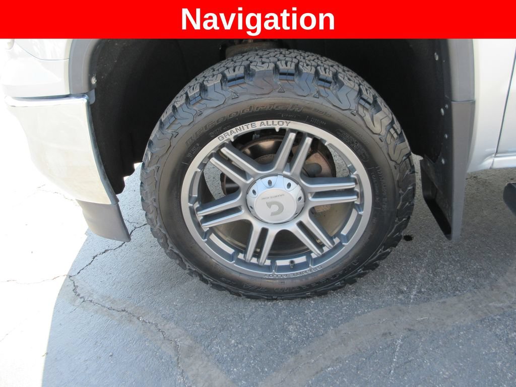 Used 2018 GMC Sierra 1500 SLT AWD/4WD image 16