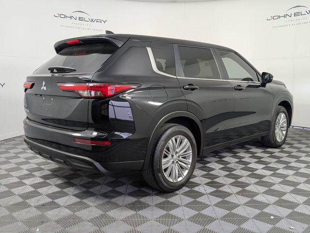 Used 2024 Mitsubishi Outlander ES image 8
