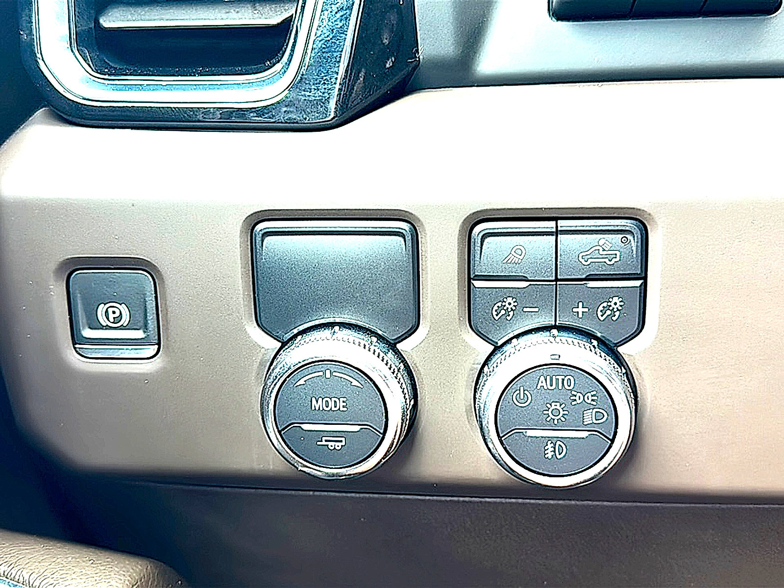 Used 2024 GMC Sierra 1500 Denali w/ Denali Reserve Package RWD image 29