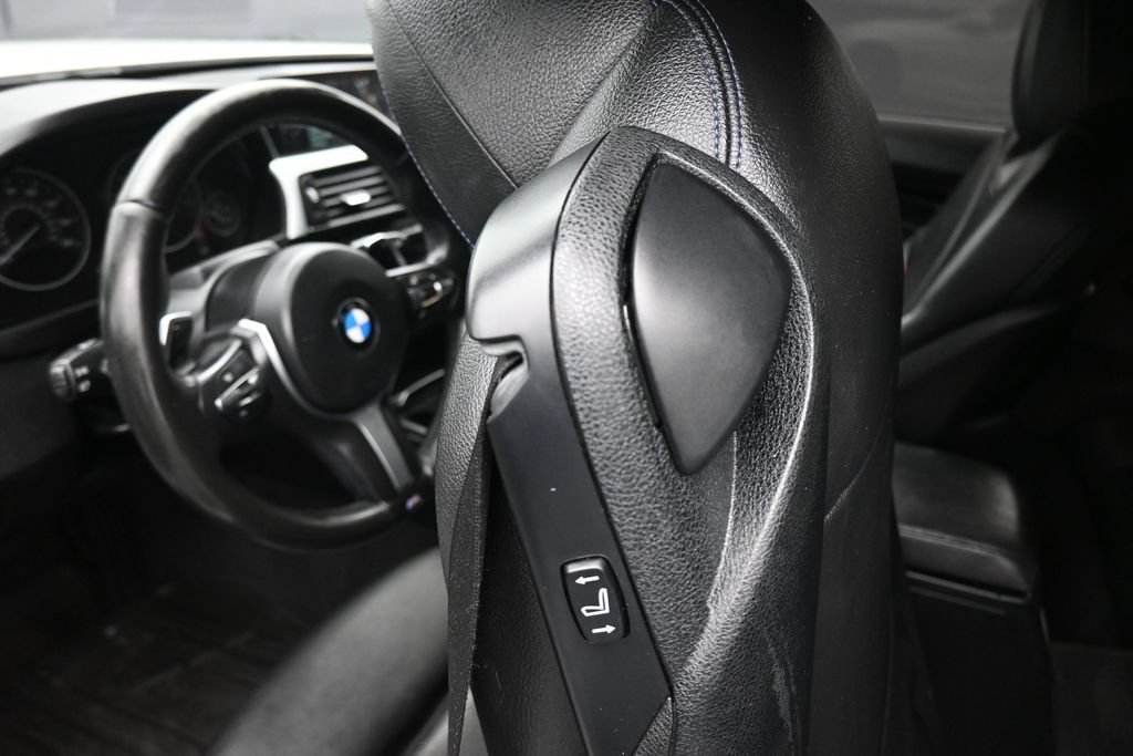 Used 2016 BMW 435i xDrive Convertible AWD/4WD image 30