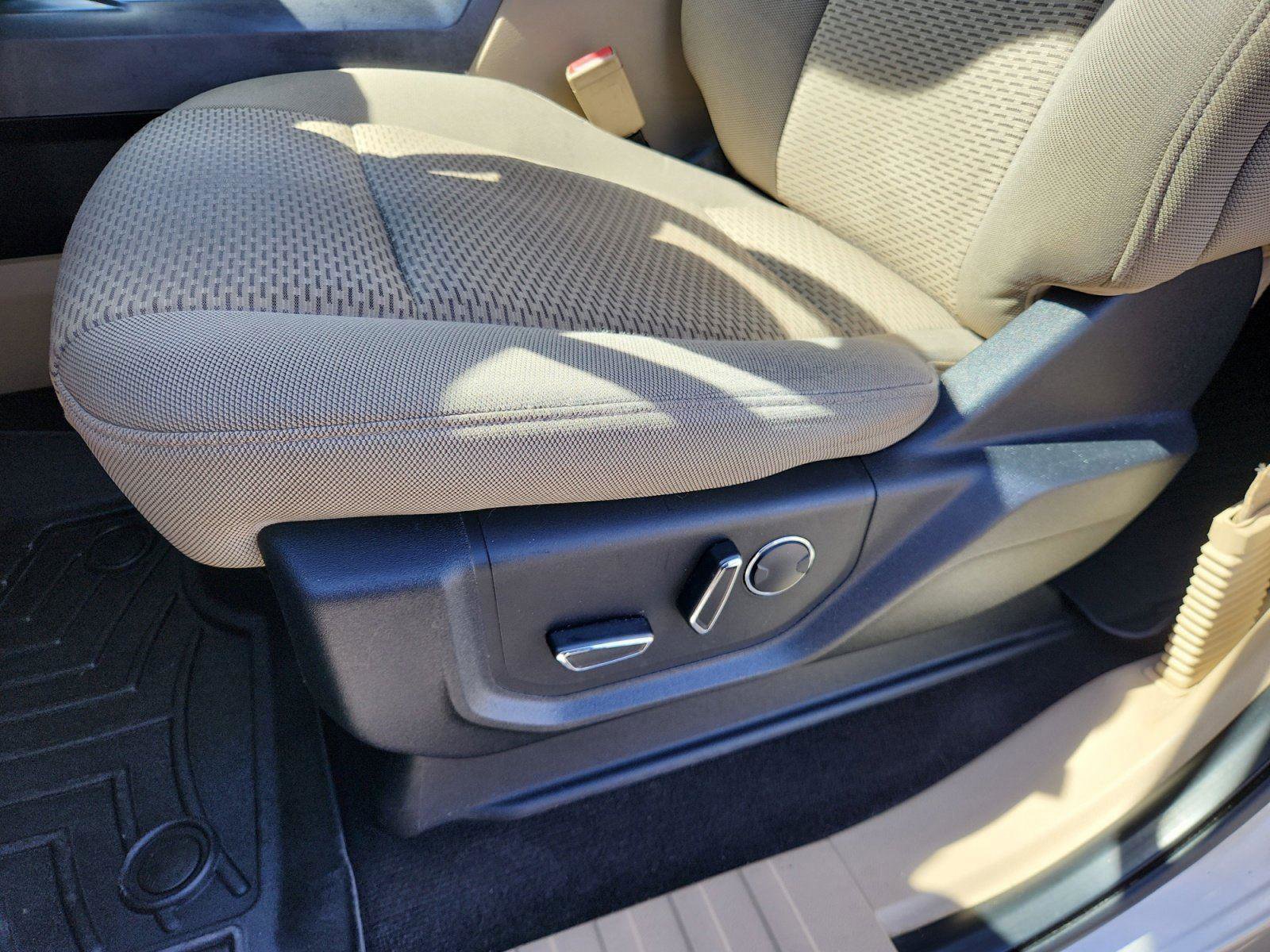 Used 2018 Ford F150 XLT w/ Equipment Group 302A Luxury image 16